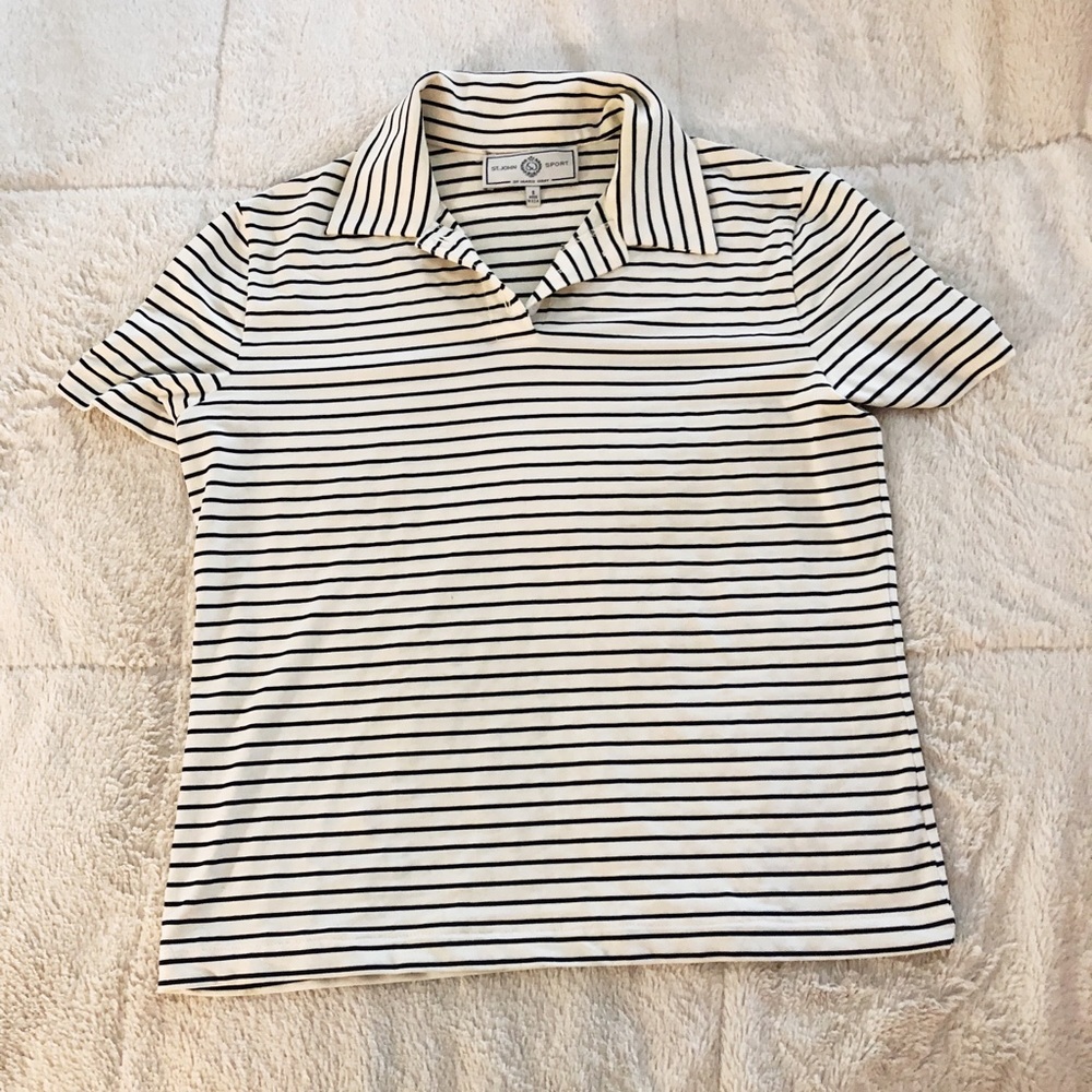 Collared black and white stripe shirt